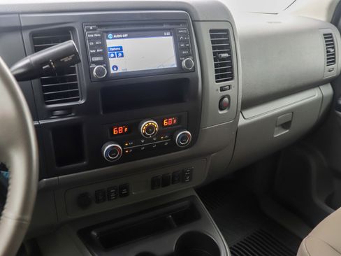 Used 2016 Nissan NV 3500 SL RWD image 17