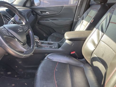 Used 2022 Chevrolet Equinox RS w/ RS Leather Package FWD image 11