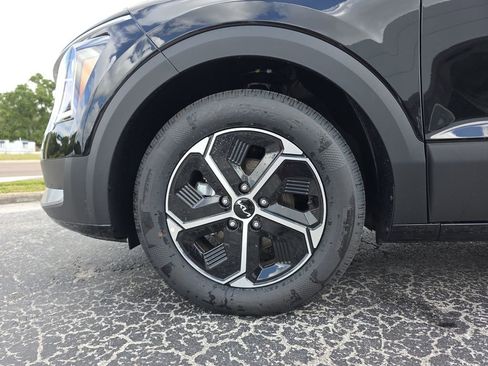 New 2025 Kia Niro EX image 31