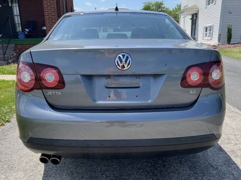 Used 2010 Volkswagen Jetta SE FWD image 7