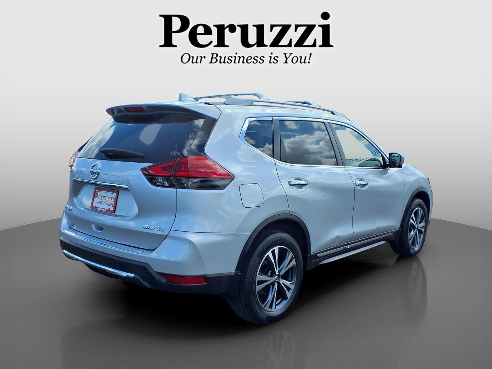 Certified 2017 Nissan Rogue SL w/ SL Premium Package AWD/4WD image 3