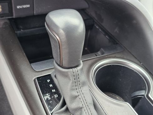 Certified 2023 Toyota Camry SE image 19