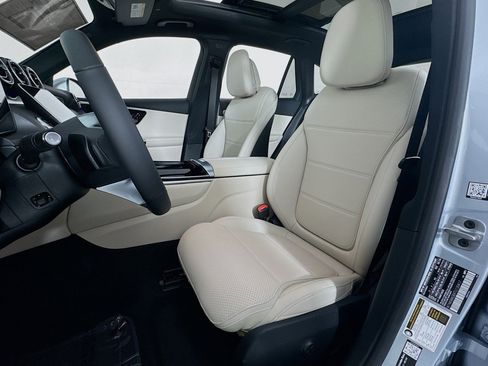 New 2026 Mercedes-Benz GLC 300 image 16