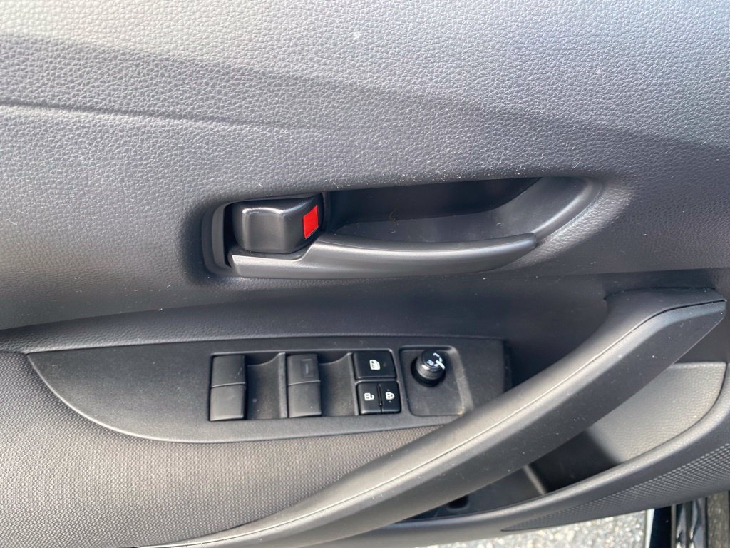 Used 2023 Toyota Corolla LE w/ LE Convenience Package FWD image 21