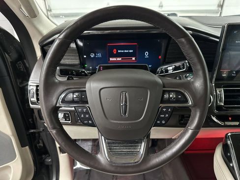 Used 2023 Lincoln Navigator Black Label image 15
