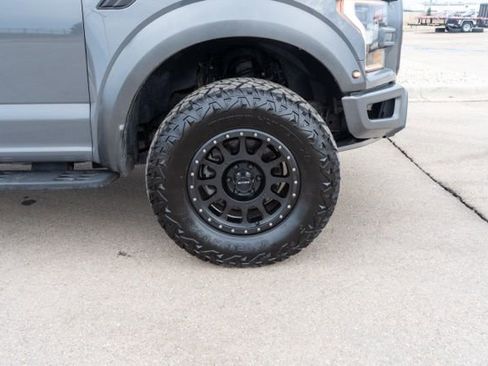Used 2020 Ford F150 Raptor image 8