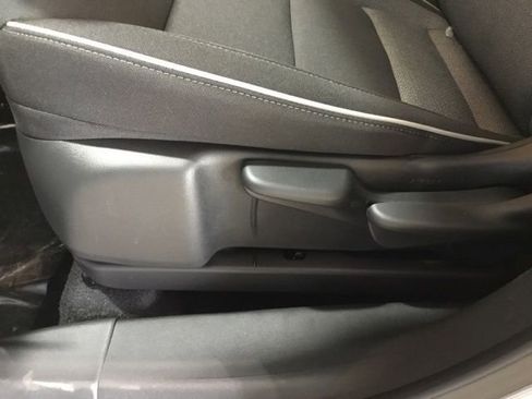 New 2026 Chevrolet TrailBlazer LT w/ LT Cold Weather Package AWD/4WD image 21
