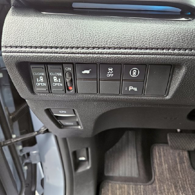 Used 2023 Honda Odyssey Touring image 35