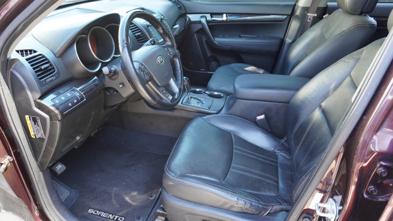 Used 2012 Kia Sorento SX w/ SX Premium Pkg FWD image 10