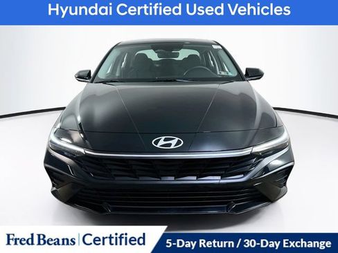 Certified 2024 Hyundai Elantra SE FWD image 2