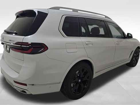 New 2026 BMW X7 xDrive40i AWD/4WD image 9