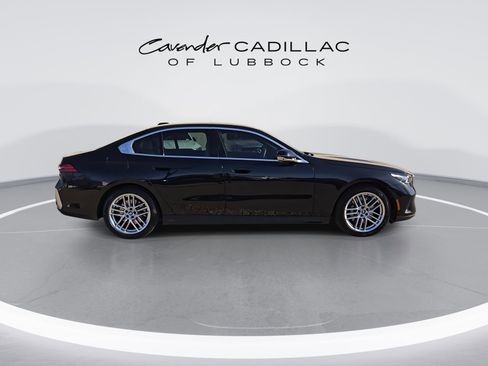 Used 2024 BMW 530i xDrive 530i xDrive w/ Premium Package image 9