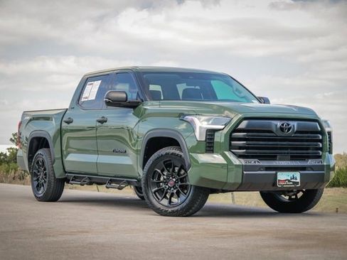 Used 2022 Toyota Tundra SR5 w/ Convenience Package RWD image 1