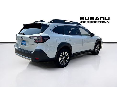 Used 2025 Subaru Outback Limited AWD/4WD image 7
