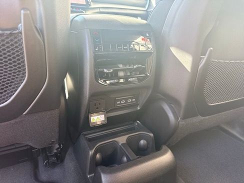 New 2026 Jeep Grand Cherokee L Limited AWD/4WD image 19