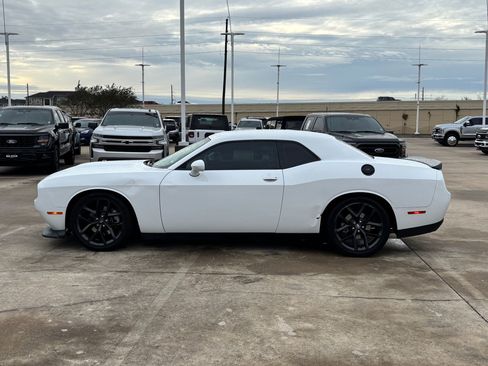 Used 2021 Dodge Challenger GT w/ Blacktop Package image 7