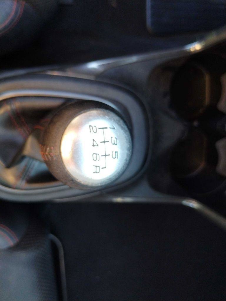 Used 2013 Honda CR-Z EX image 10