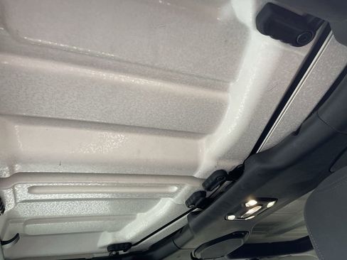 Used 2021 Jeep Wrangler Unlimited Sahara AWD/4WD image 18