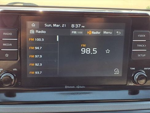 Used 2021 Kia Seltos LX image 16