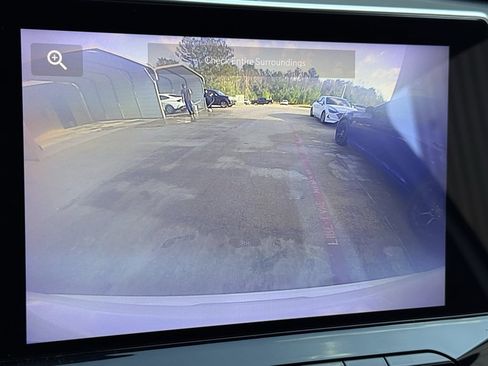 Used 2024 Jeep Compass Sport image 3