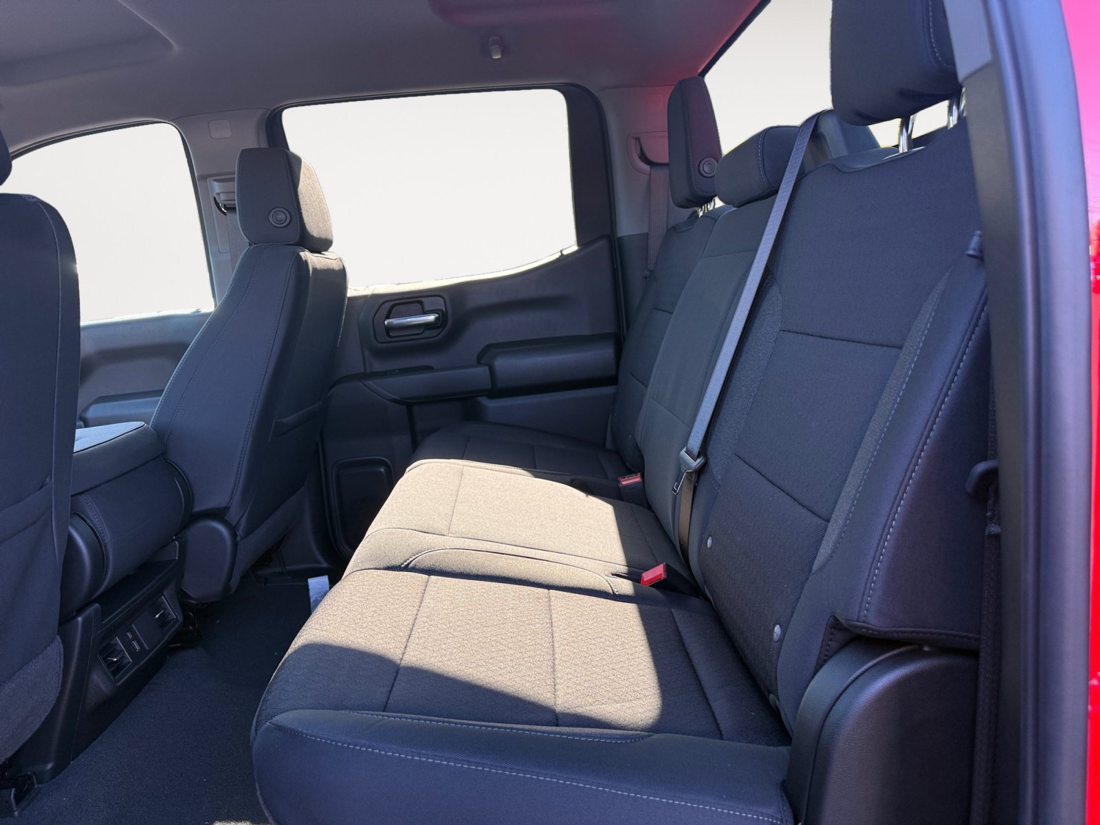 New 2026 Chevrolet Silverado 1500 Custom Trail Boss w/ LPO, Dark Essentials Package AWD/4WD image 12
