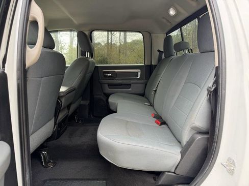 Used 2017 RAM 2500 SLT w/ Luxury Group image 22