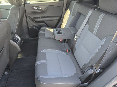 Certified 2024 Chevrolet Blazer LT w/ Convenience Package FWD image 29