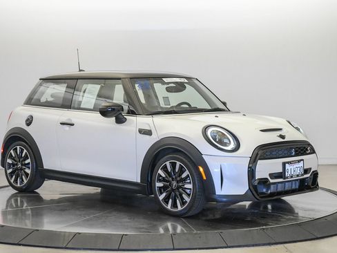 Certified 2024 MINI Cooper S FWD image 5