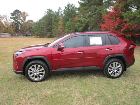 Used 2025 Toyota RAV4 Limited image 2
