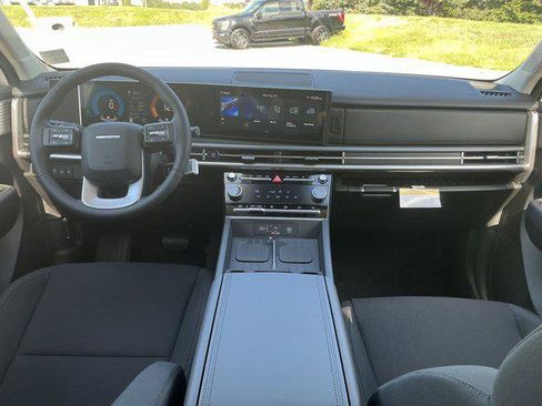 New 2026 Hyundai Santa Fe SE image 5