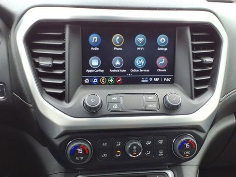 Used 2023 GMC Acadia SLE AWD/4WD image 17
