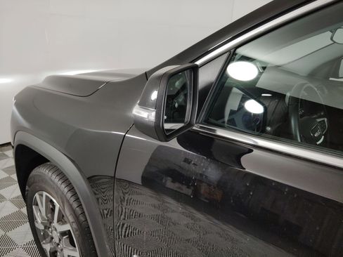 Used 2023 GMC Acadia SLE w/ Driver Convenience Package image 23