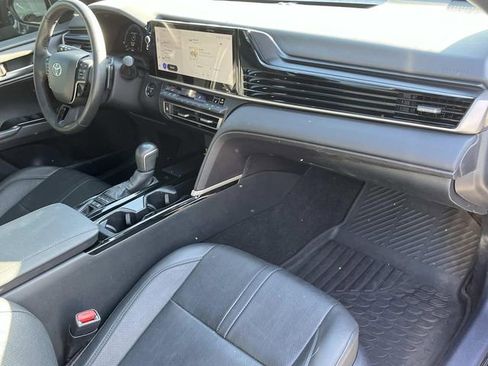 Used 2025 Toyota Camry XSE FWD image 23