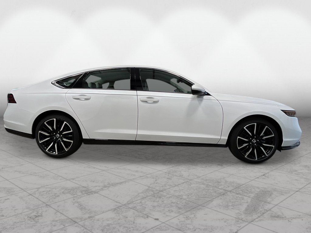 New 2026 Honda Accord Touring image 8
