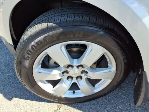 Used 2016 Chevrolet Traverse LT w/ Traveler's Package image 20