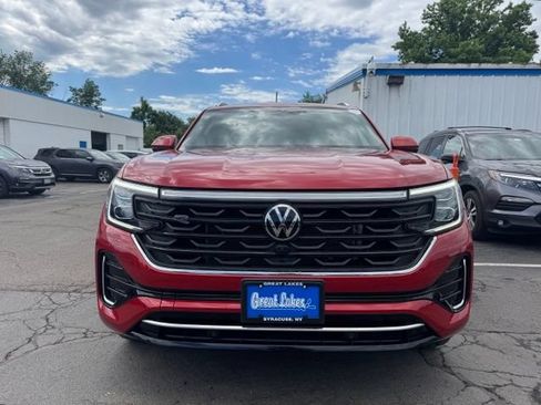 Used 2025 Volkswagen Atlas Cross Sport SEL Premium R-Line AWD/4WD image 7