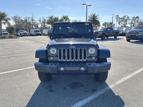 Used 2017 Jeep Wrangler Unlimited Sahara w/ Max Tow Package image 8
