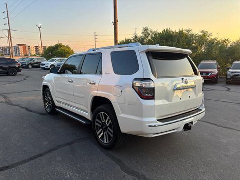 Used 2021 Toyota 4Runner Limited AWD/4WD image 5