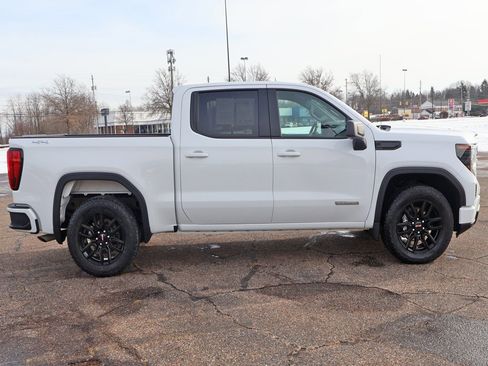 Used 2024 GMC Sierra 1500 Elevation image 18