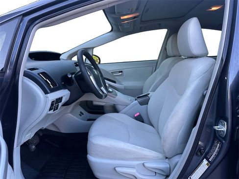 Used 2012 Toyota Prius Two image 10