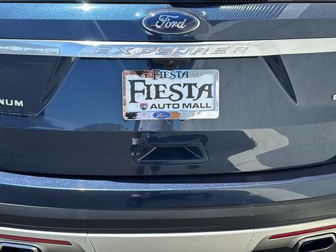 Certified 2017 Ford Explorer Platinum AWD/4WD image 7