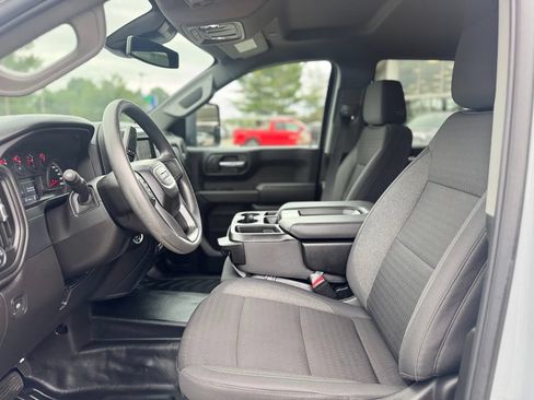 Used 2024 GMC Sierra 1500 Pro w/ Pro Value Package AWD/4WD image 15