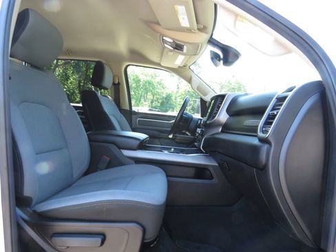 Used 2019 RAM 1500 Big Horn AWD/4WD image 13