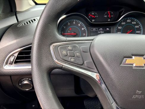 Used 2016 Chevrolet Cruze LT FWD image 23