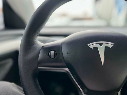 Used 2022 Tesla Model 3 image 15