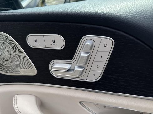 Used 2021 Mercedes-Benz GLE 450 4MATIC w/ 3rd Row Seat Package image 41