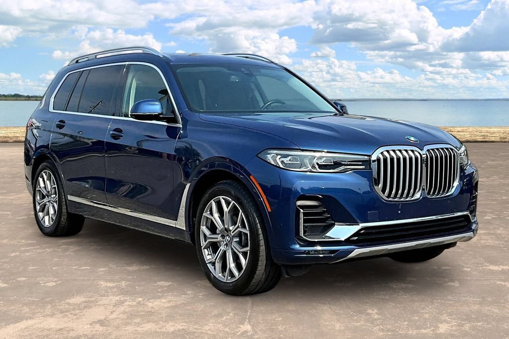 Used 2021 BMW X7 xDrive40i w/ Premium Package 2 AWD/4WD image 3