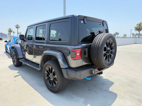 Used 2023 Jeep Wrangler Unlimited Sahara w/ Cold Weather Group AWD/4WD image 2