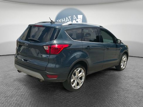 Used 2019 Ford Escape Titanium AWD/4WD image 3
