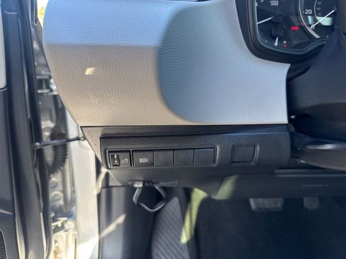 Used 2020 Toyota Corolla LE w/ LE Premium Package FWD image 16